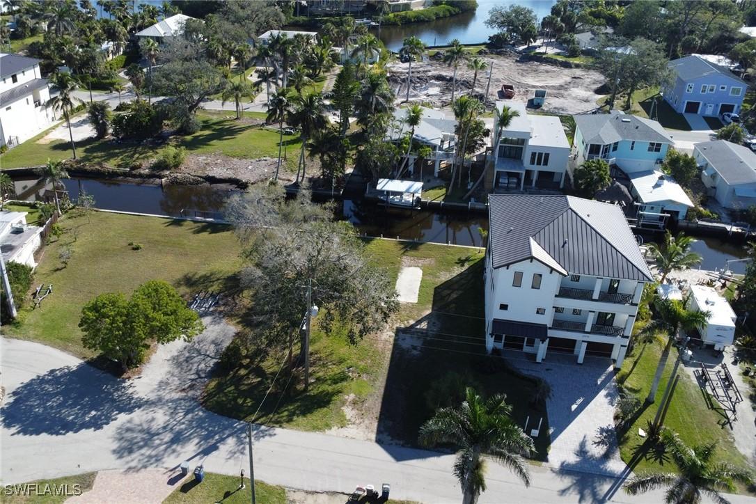 27566 Tarpon Way, Bonita Springs, FL 34134