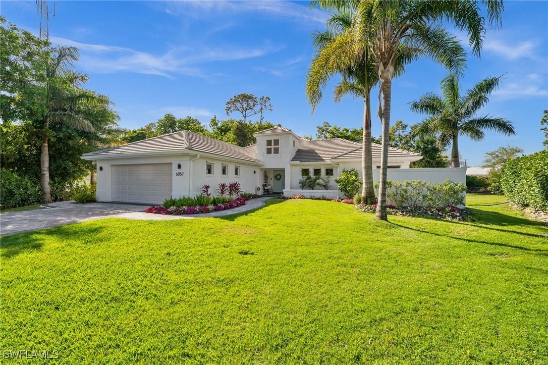 6857 Mill Run Cir., Naples, FL 34109