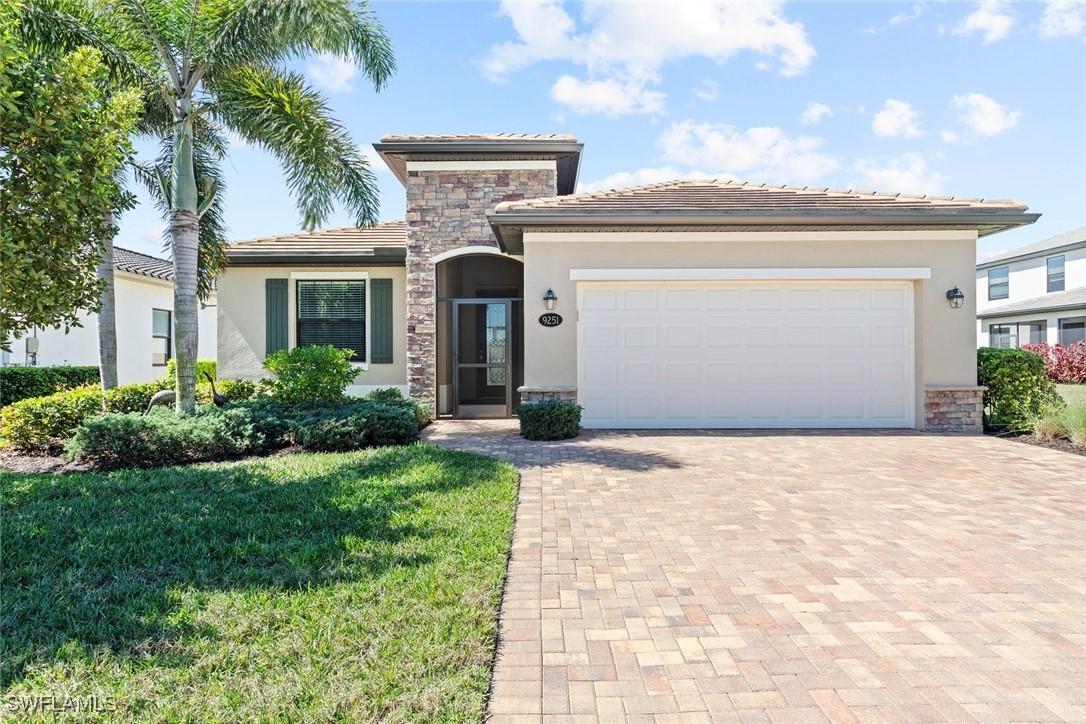 9251 Woodhurst Dr., Naples, FL 34120