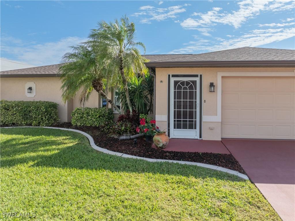 4627 SW 5th Pl., Cape Coral, FL 33914