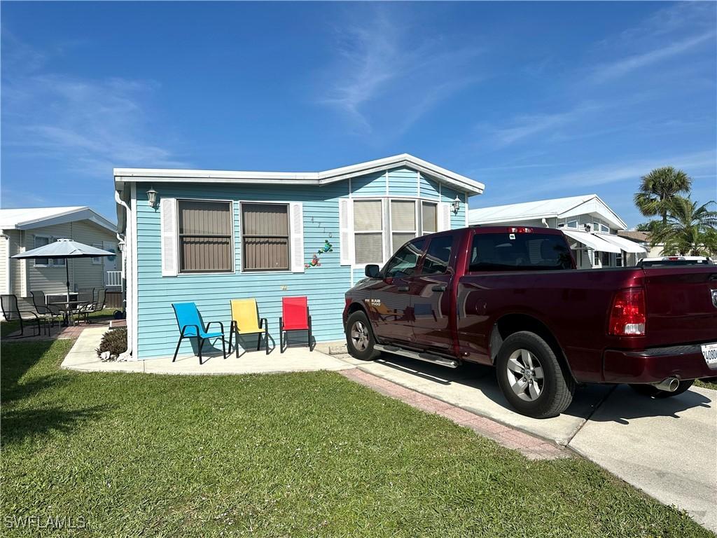 4710 Pilgrims Way, Estero, FL 33928