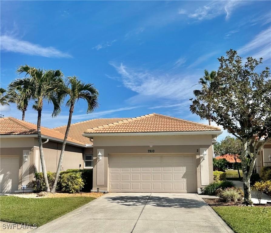 7910 Haven Dr. #2, Naples, FL 34104