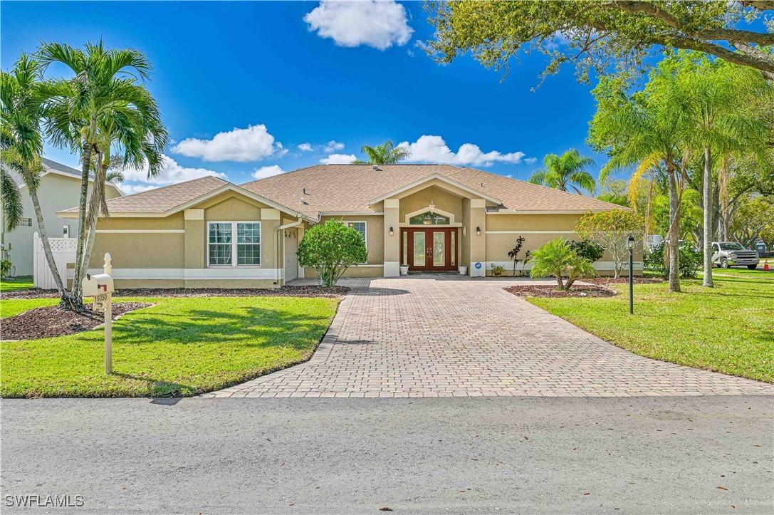 19350 Devonwood Cir., Fort Myers, FL 33967