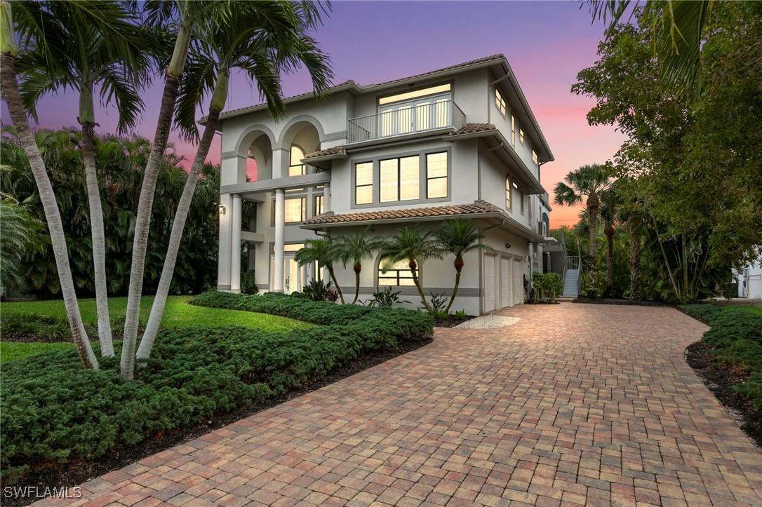 516 Spinnaker Dr., Marco Island, FL 34145