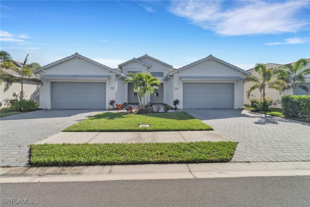 9044 Saint Lucia Dr., Naples, FL 34114