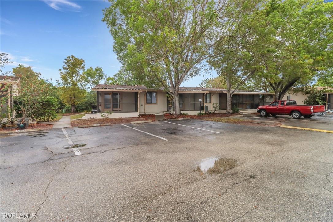 5214 Treetops Dr. #I, Naples, FL 34113