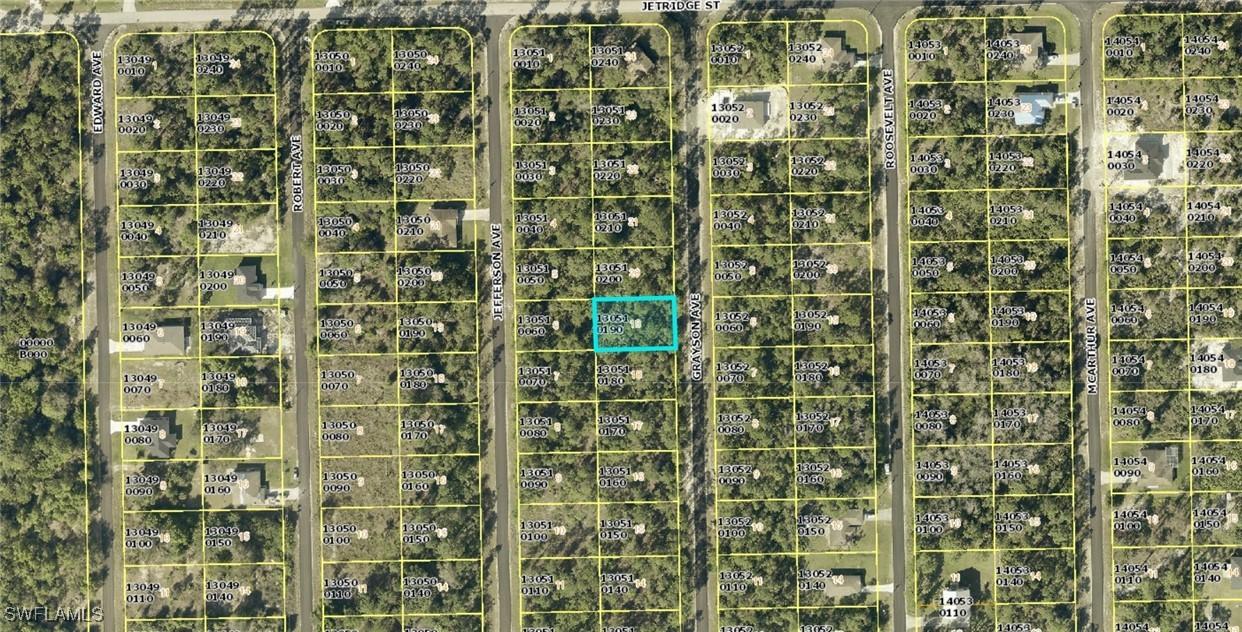 2113 Grayson Ave., Alva, FL 33920