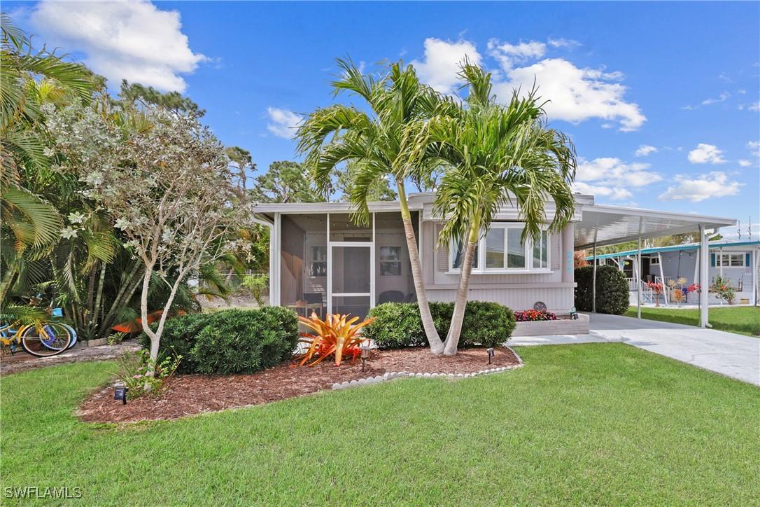 211 Shrub Ln., North Fort Myers, FL 33917