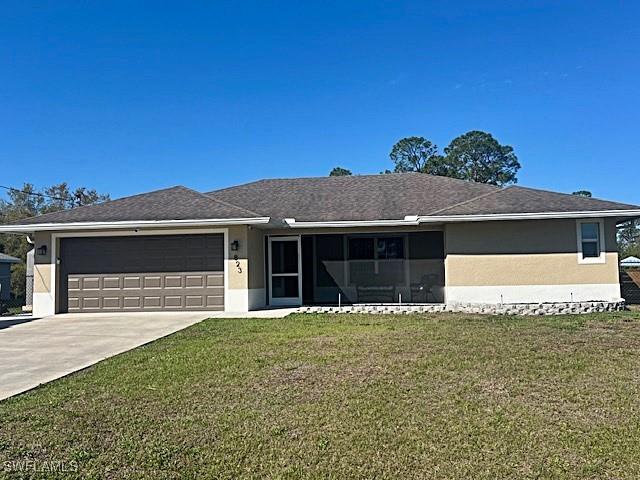 823 Clayton Ave., Lehigh Acres, FL 33972