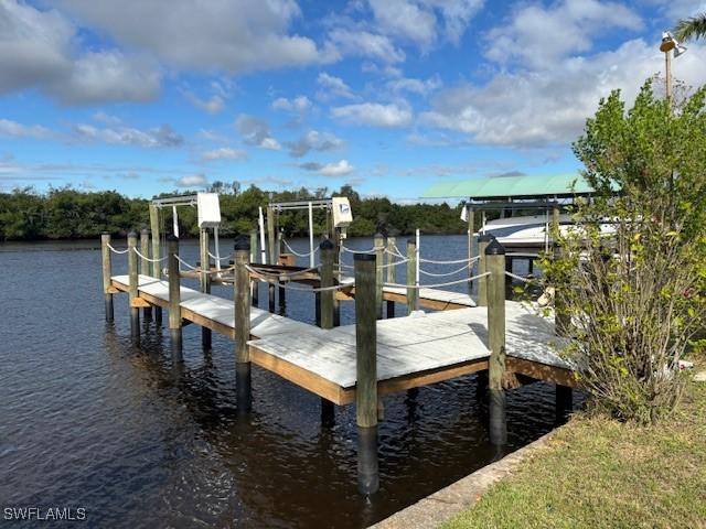 208 Sun Cir., Fort Myers, FL 33905