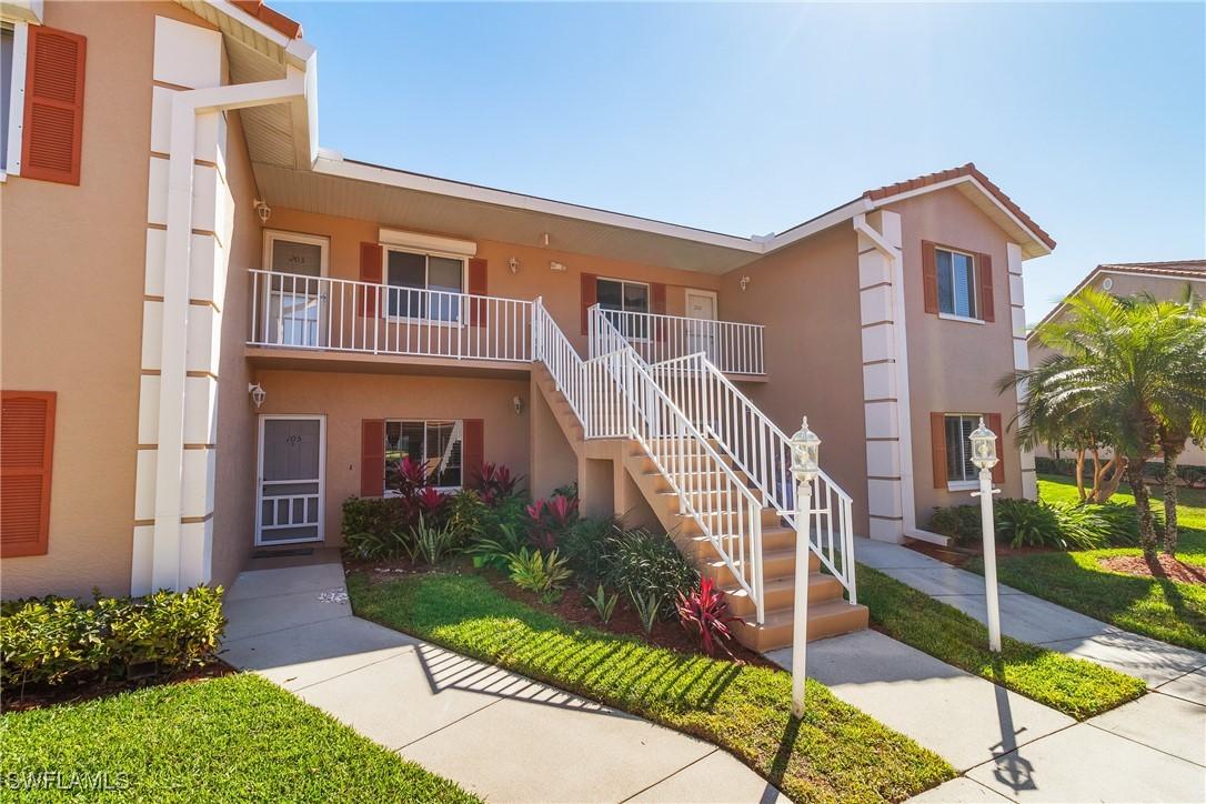 550 Saratoga Cir. #E206, Naples, FL 34104