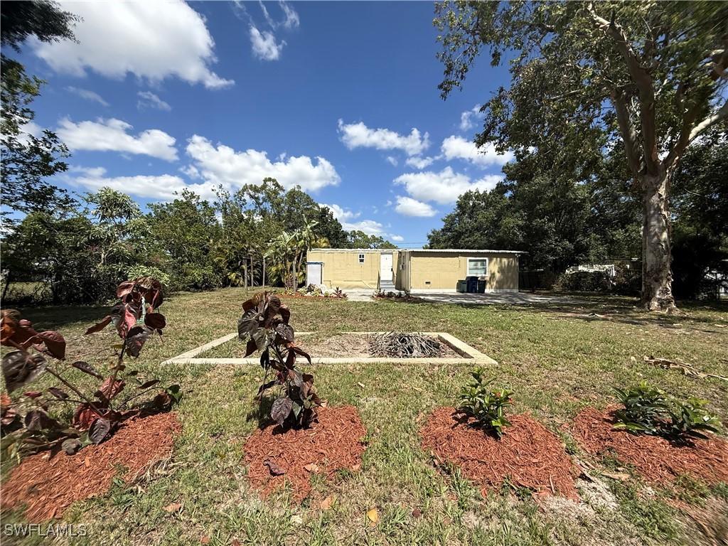 8239 Suncoast Dr., North Fort Myers, FL 33917