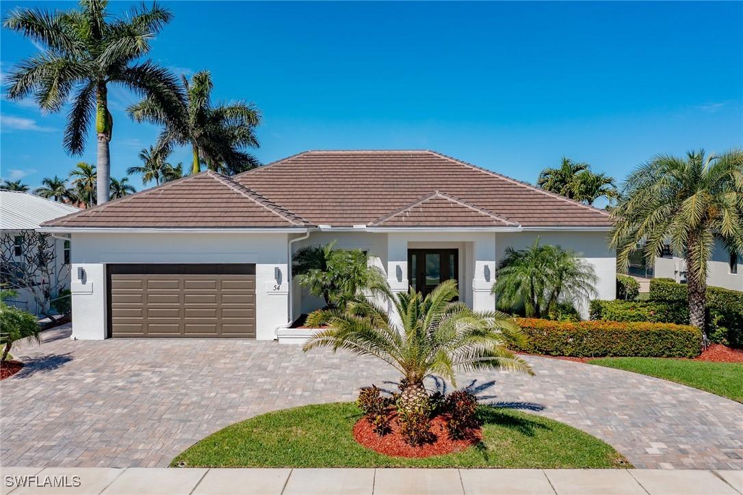 54 Gulfport Ct., Marco Island, FL 34145