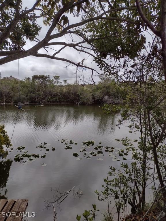 430 NW 14th Ter., Cape Coral, FL 33993