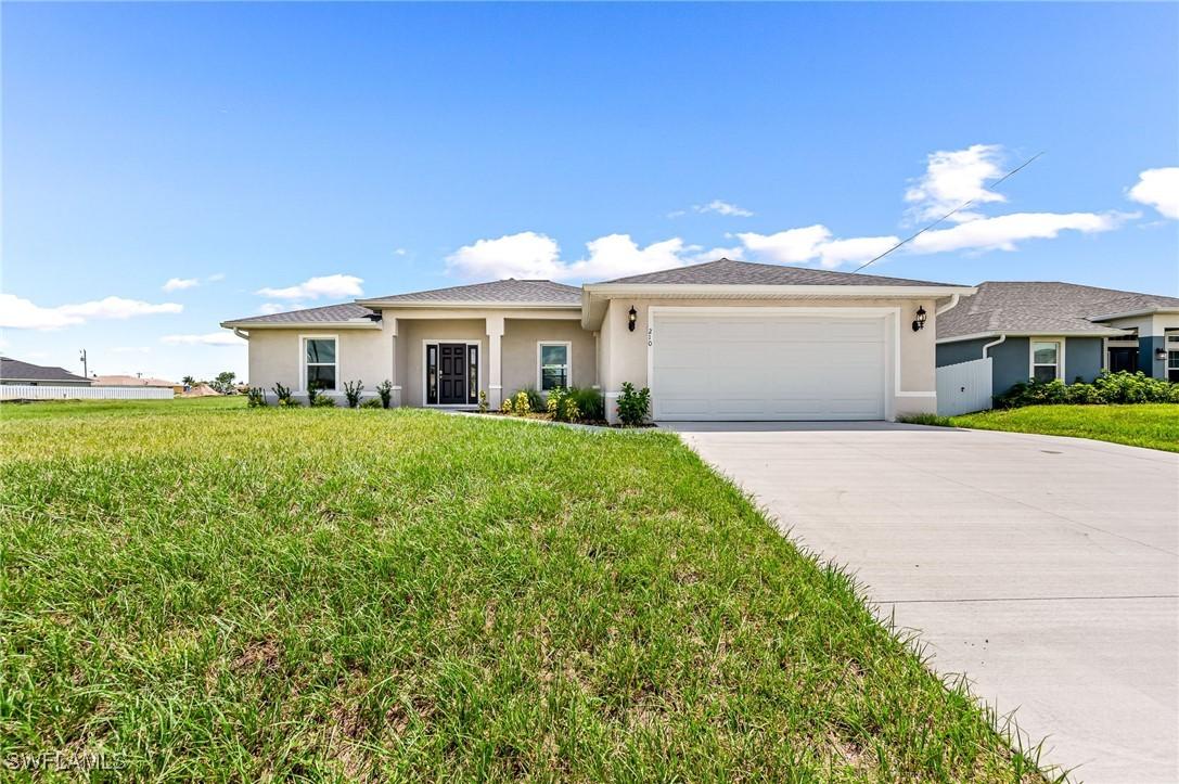 324 Wilmington Pkwy., Cape Coral, FL 33993