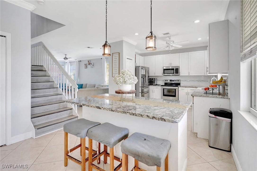 13020 Lake Meadow Dr., Fort Myers, FL 33913