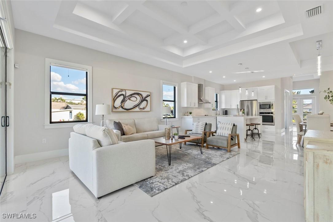 799 108th Ave., Naples, FL 34108