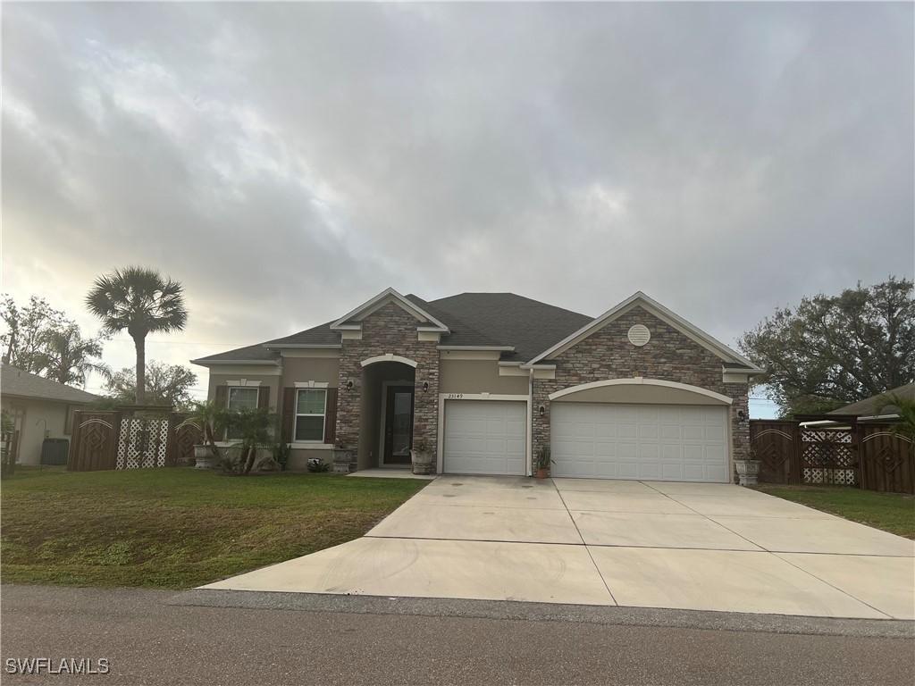23149 Hammond Ave., Port Charlotte, FL 33954