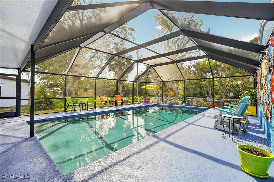 8501 Chatham St., Fort Myers, FL 33907