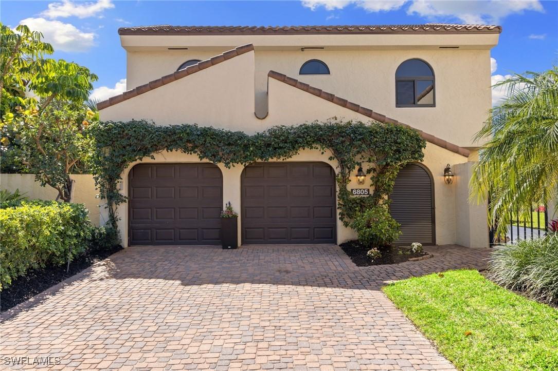 6805 Sand Pointe Cir. #4, Naples, FL 34108