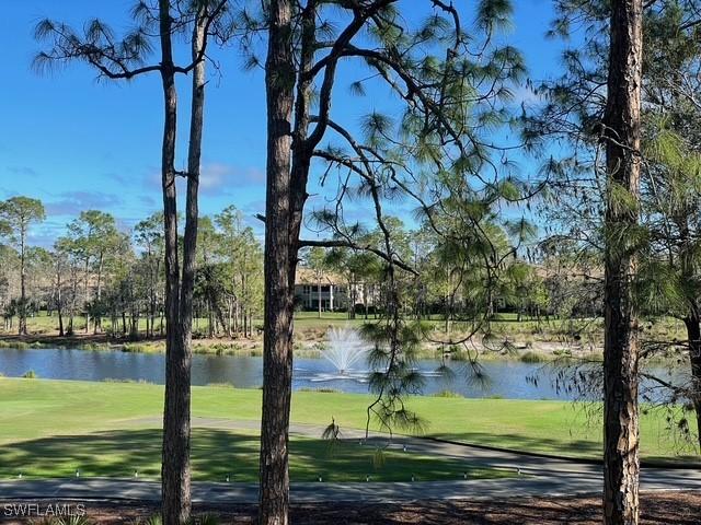 8231 Parkstone Pl. #206, Naples, FL 34120