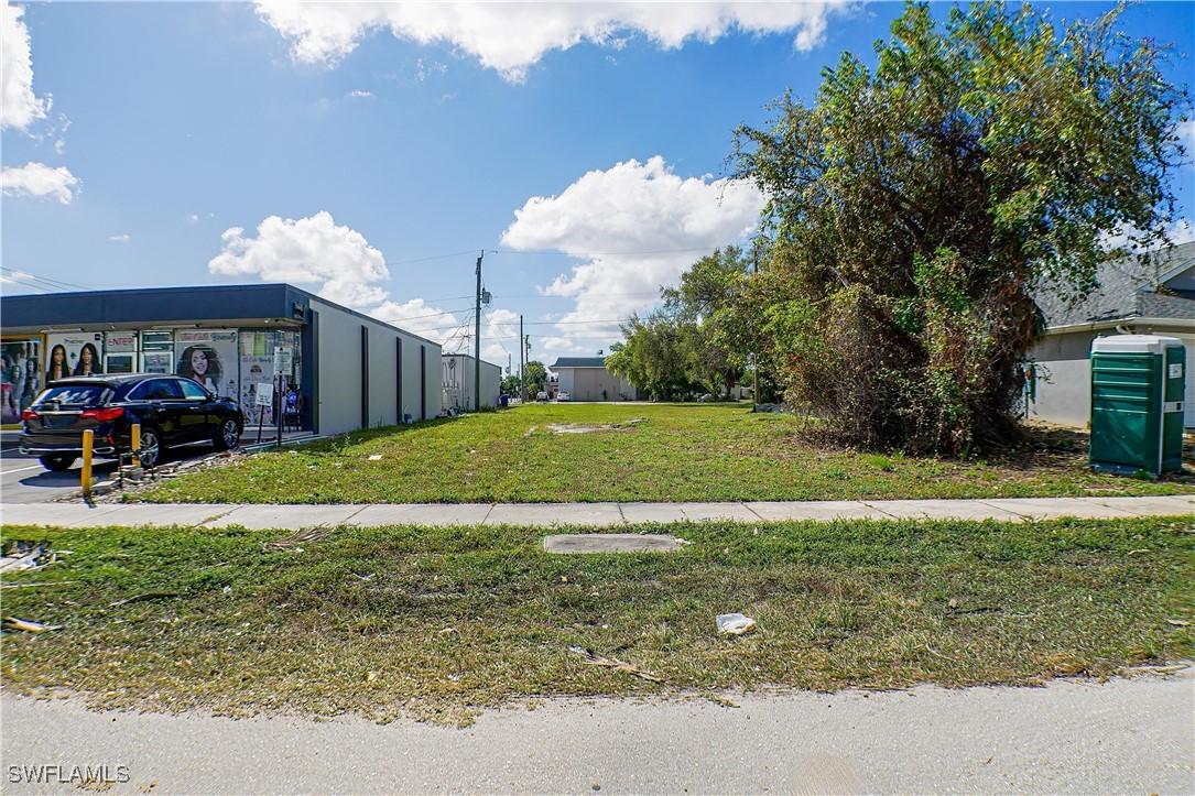 1928 Jefferson Ave., Fort Myers, FL 33901