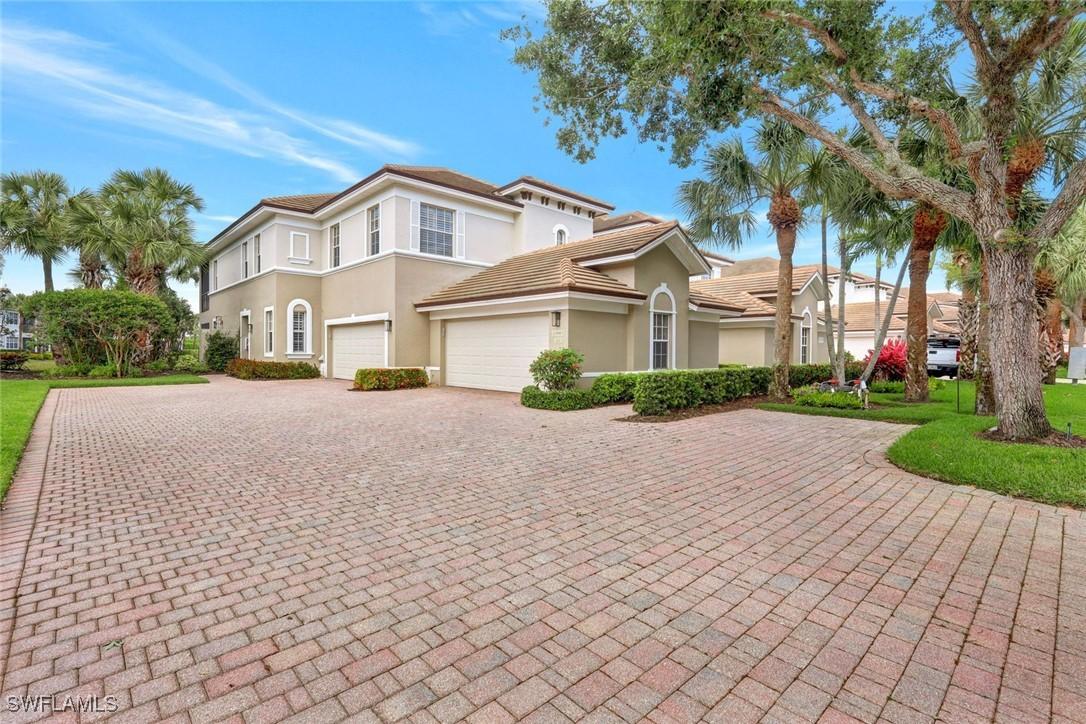10085 Valiant Ct. #201, Miromar Lakes, FL 33913