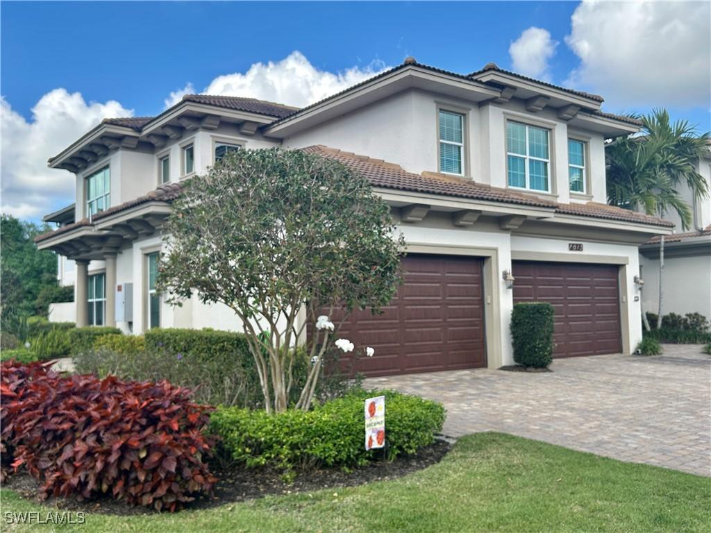 7813 Hawthorne Dr. #2403, Naples, FL 34113