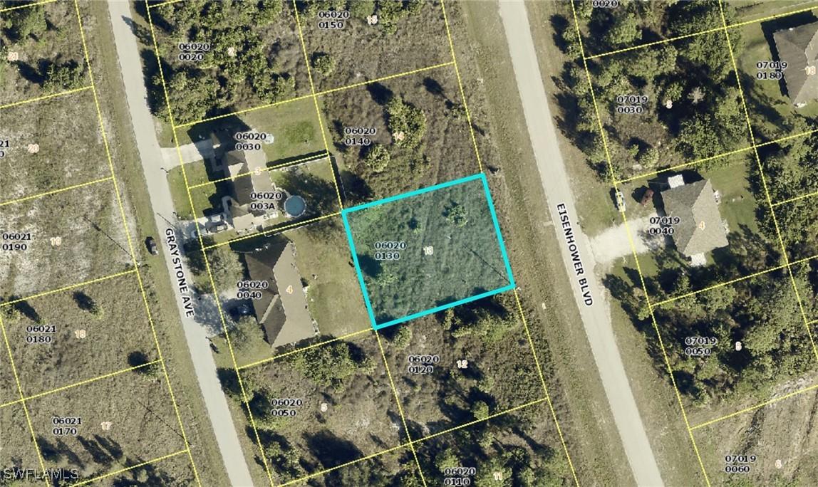 952 Eisenhower Blvd., Lehigh Acres, FL 33974