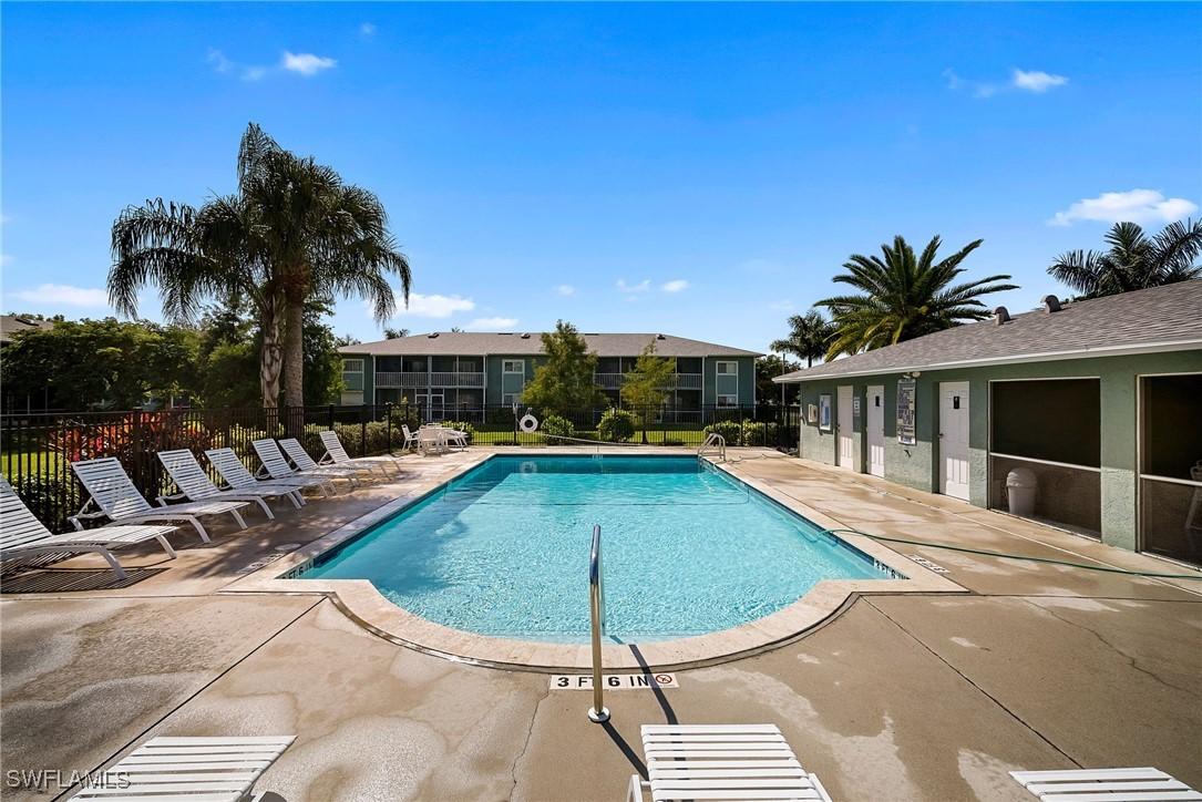 144 Cypress Way #707, Naples, FL 34110