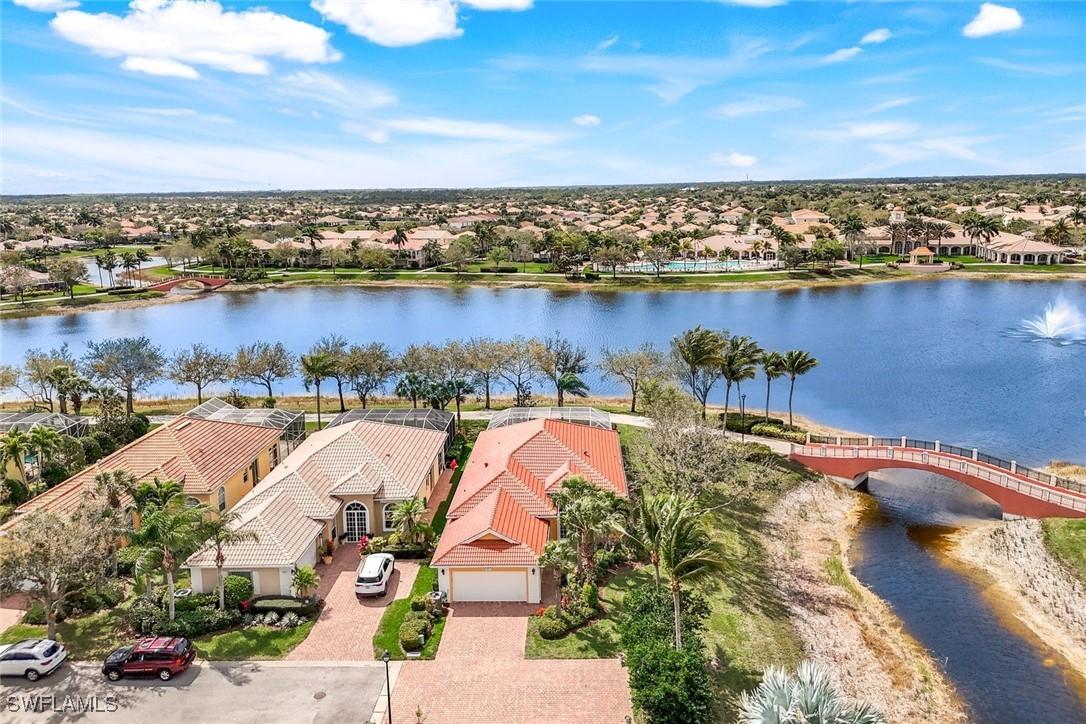 8011 Valentina Ct., Naples, FL 34114