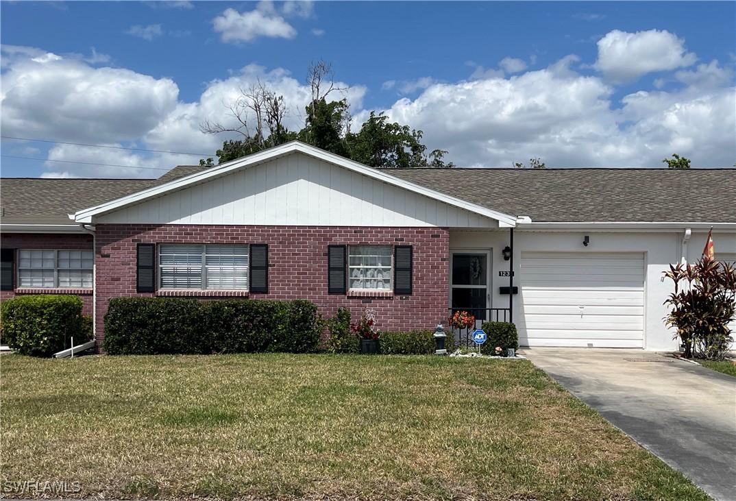 1237 Myerlee Country Club Blvd., Fort Myers, FL 33919