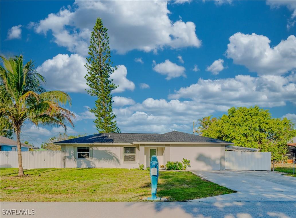 3013 53rd St., Naples, FL 34116