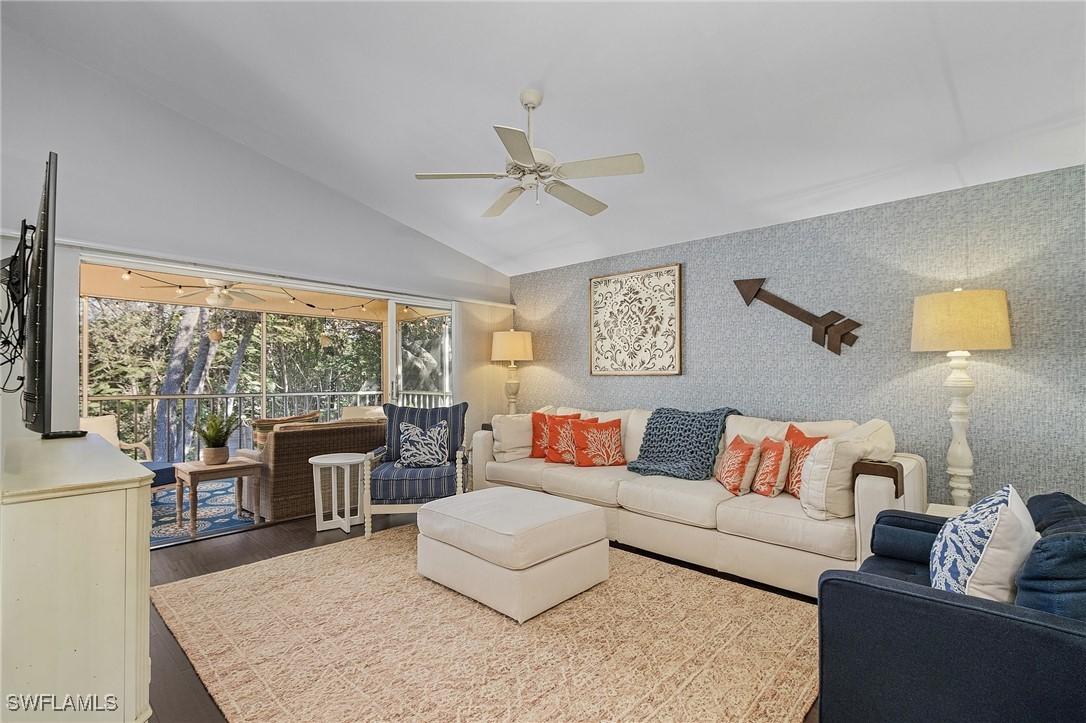 3785 Fieldstone Blvd. #208, Naples, FL 34109