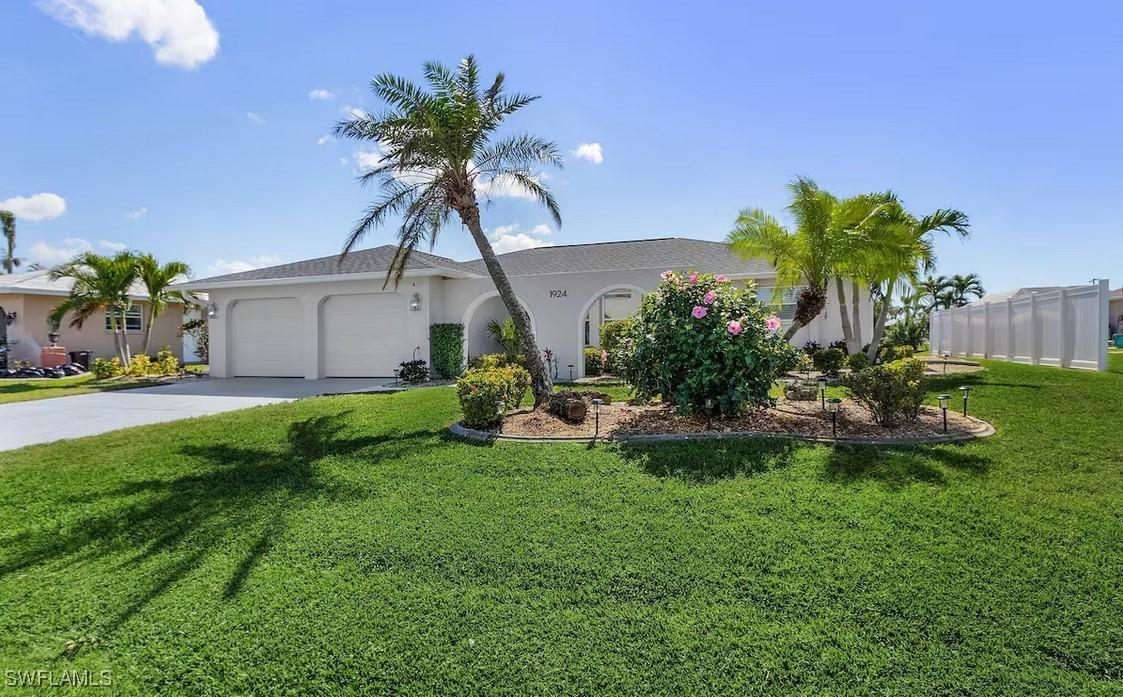 1924 SE 31st Ter., Cape Coral, FL 33904