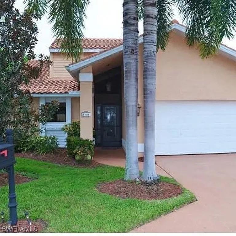 1184 Jardin Dr., Naples, FL 34104