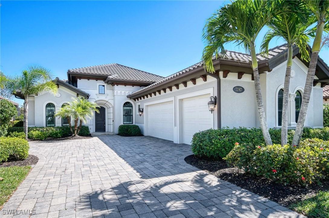 7247 Lantana Cir., Naples, FL 34119