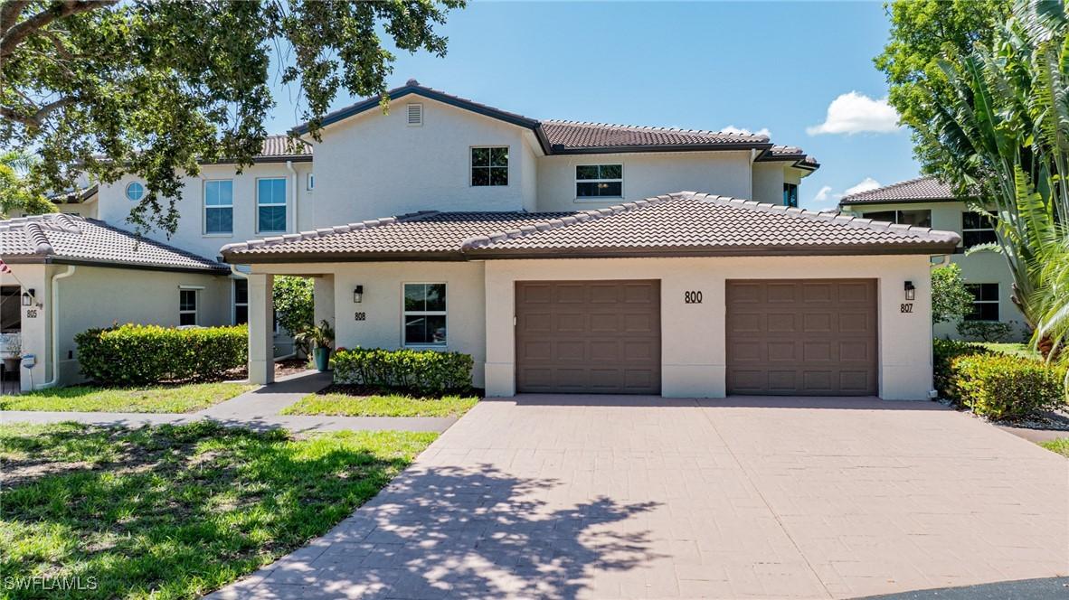 800 Diamond Cir. #808, Naples, FL 34110