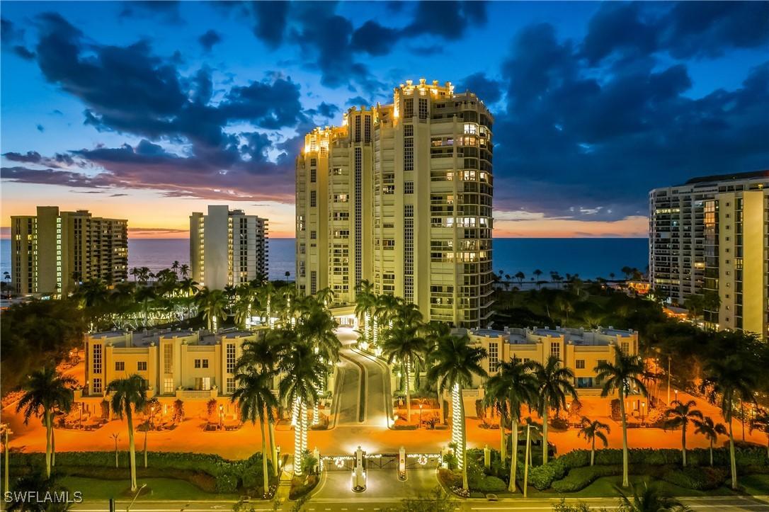 4021 Gulf Shore Blvd. #304, Naples, FL 34103