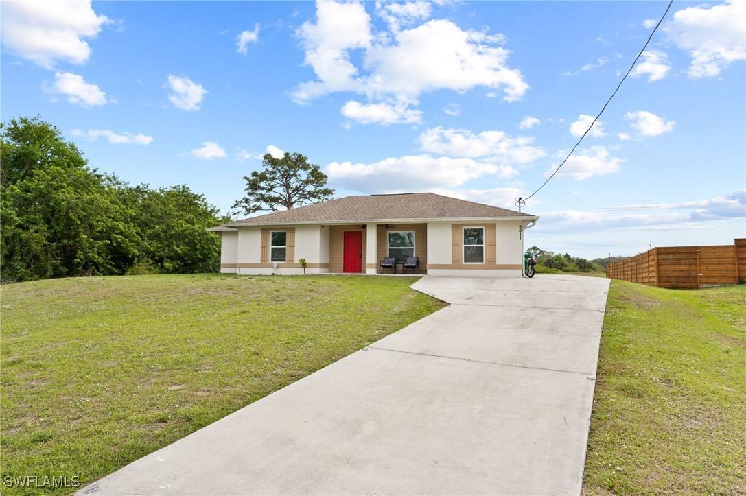 5011 Dania Cir., Labelle, FL 33935