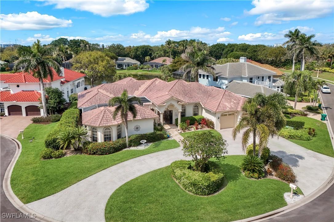 914 Spanish Moss Tr., Naples, FL 34108