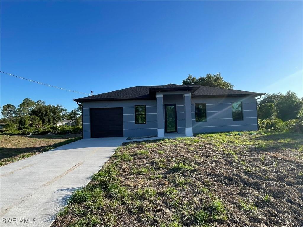 707 Ledge St., Lehigh Acres, FL 33972