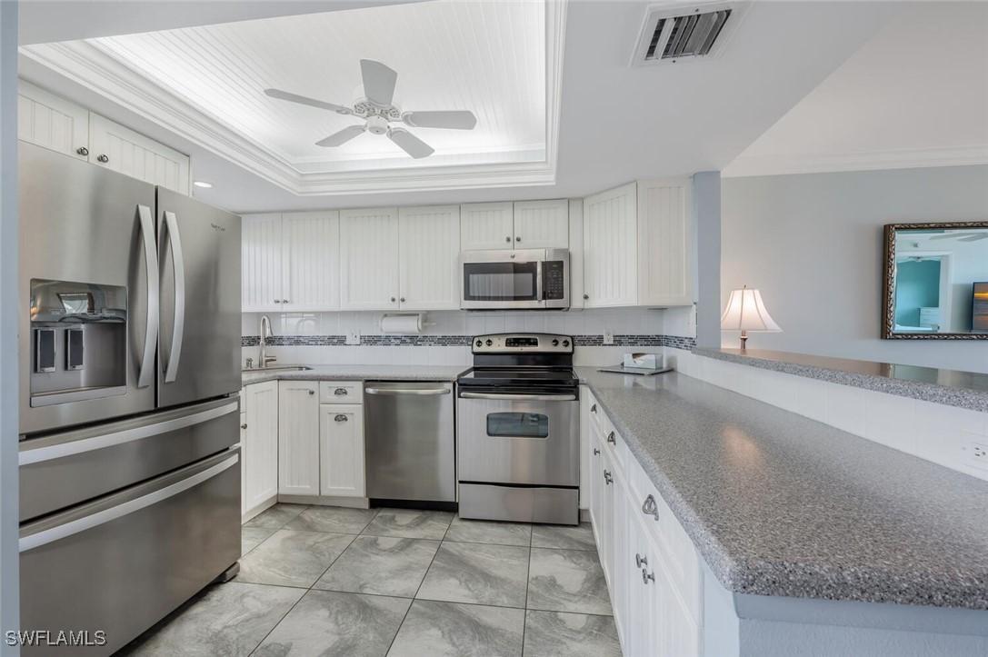 37 High Point Cir. #607, Naples, FL 34103