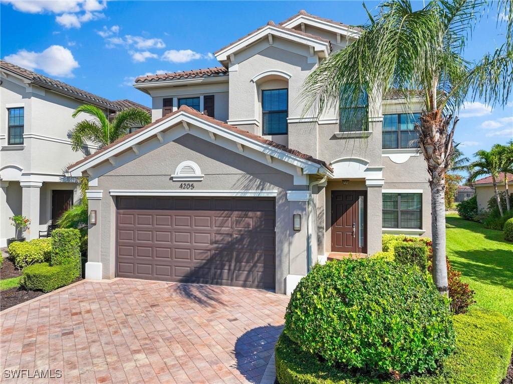 4205 Amelia Way, Naples, FL 34119