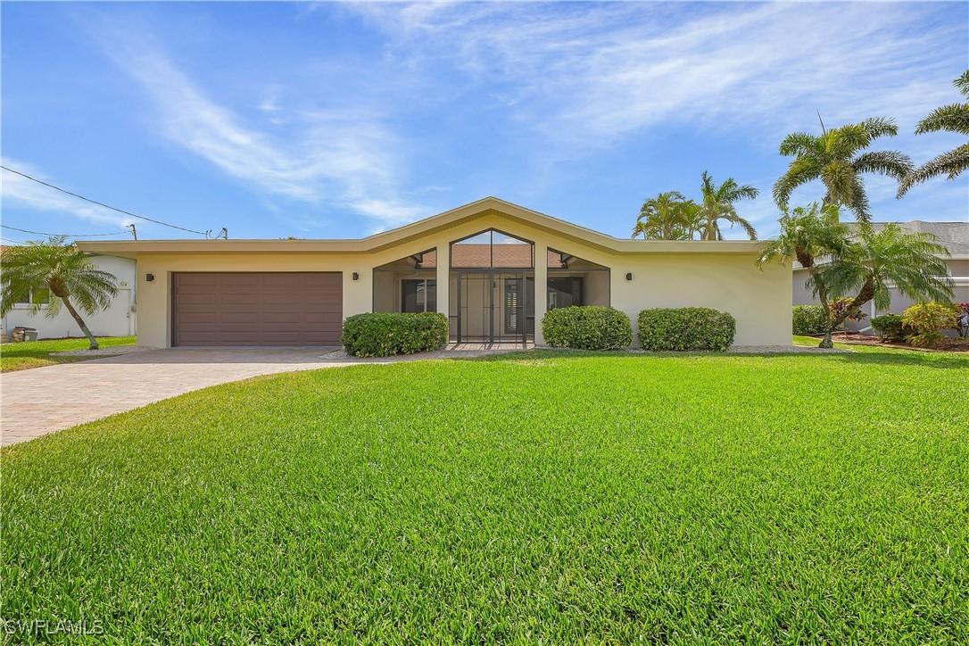 1716 SE 40th Ter., Cape Coral, FL 33904