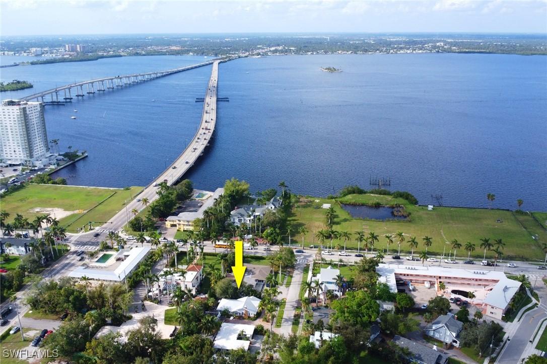 1530 Avalon Pl., Fort Myers, FL 33901