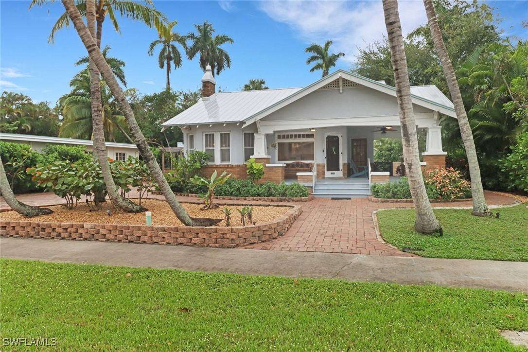 1530 Avalon Pl., Fort Myers, FL 33901