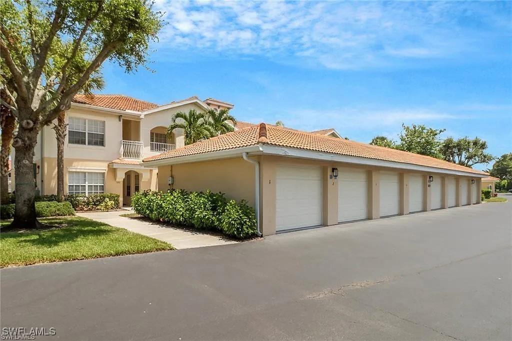 3021 Driftwood Way #3102, Naples, FL 34109