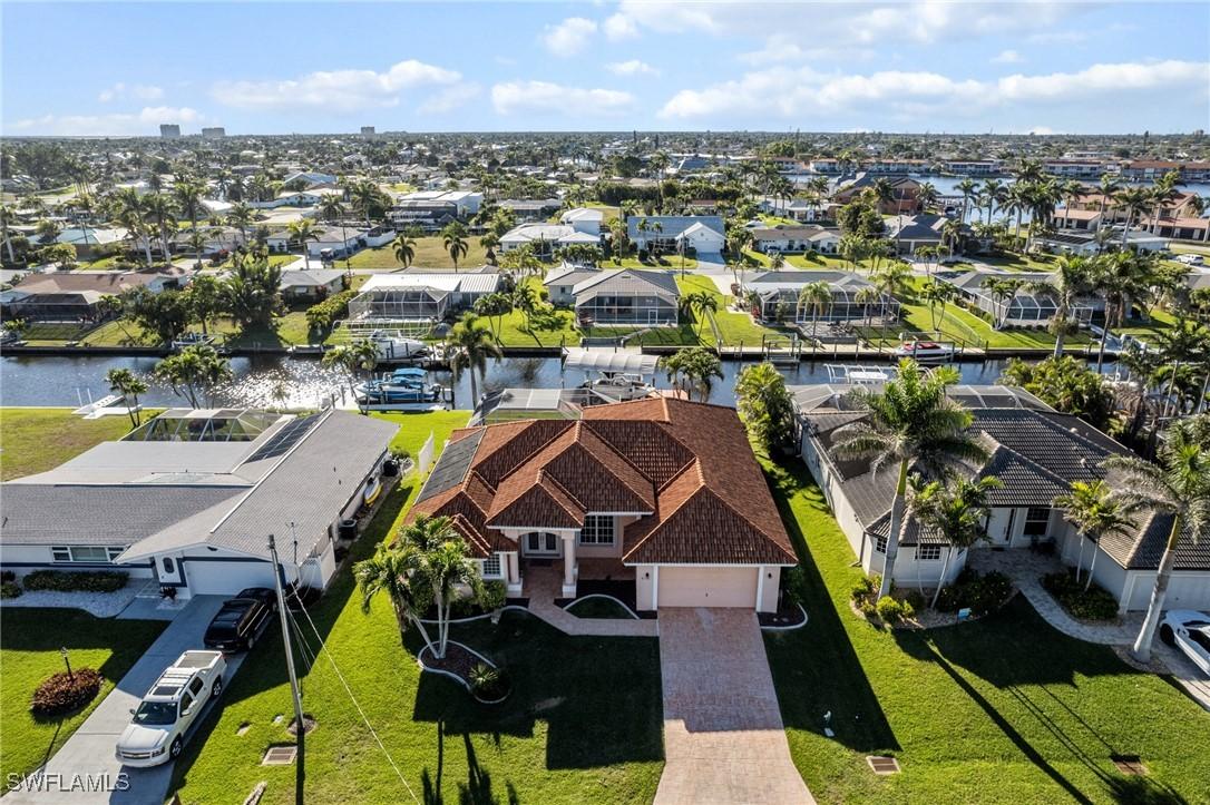 5130 Santa Rosa Ct., Cape Coral, FL 33904