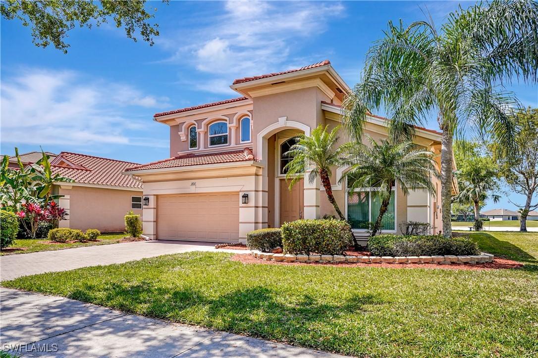 1892 Par Dr, Naples, FL 34120
